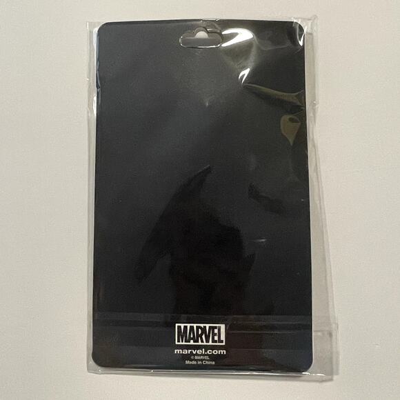 SDCC 2015 Exclusive Nick Fury Pin and Lanyard Skottie Young Art Comic Con - Picture 3 of 3